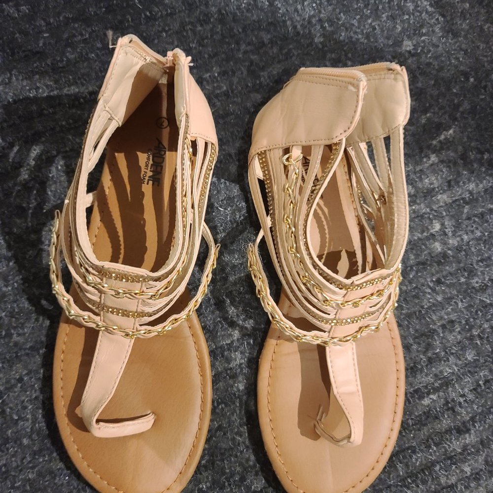 NEW Sandals - Picture 4 of 6